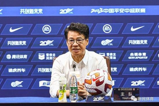 亚洲综合美腿丝国产一区