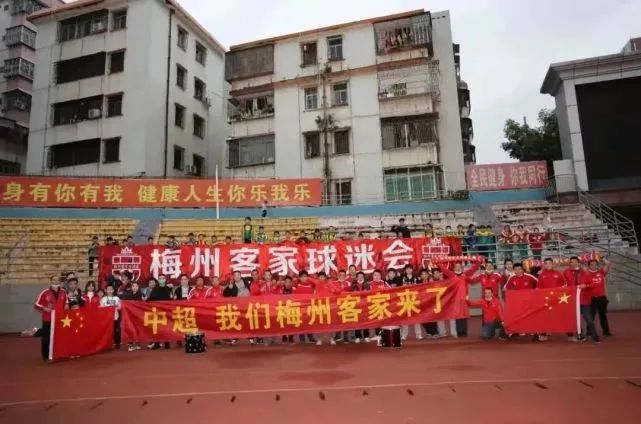 以新演员名义